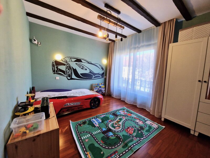 Pipera Proprietar Vila moderna in American Village Pipera Renovata complet